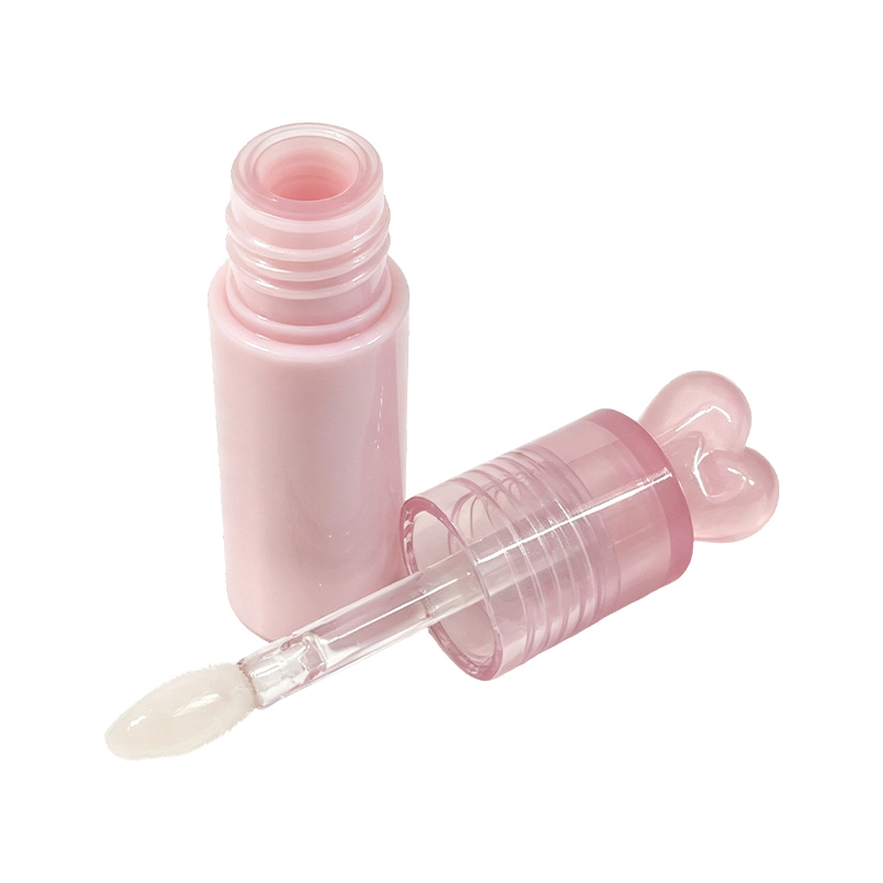 Blush Pink Lip Gloss Tube with Transparent Ribbed Cap YS603